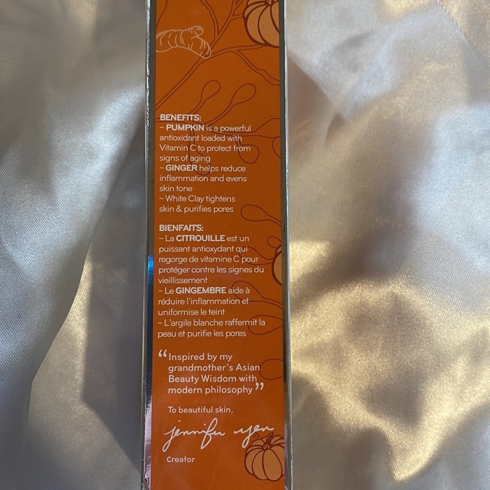 Purlisse Pumpkin & Ginger Detoxifying Charcoal Mask 2.5 oz- all skin types - Picture 2 of 6